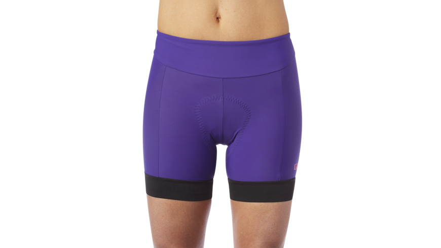 Giro W Chrono Sporty Short - Radhose mit Polster Giro W Chrono Sporty Short - Radhose mit Polster
