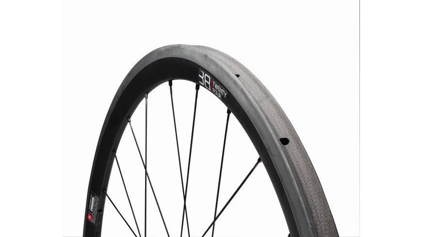Pr. Design LRS 38 TwentyFour Carbon Tubular Shimano Pr. Design LRS 38 TwentyFour Carbon Tubular Shimano