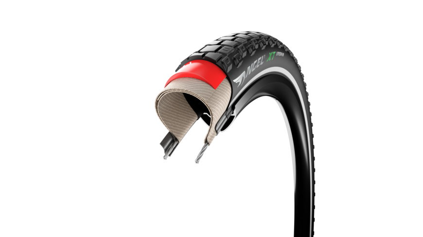 Pirelli Angel XT