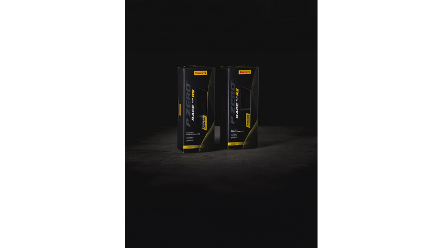 Pirelli P ZERO Race TLR RS Pirelli P ZERO Race TLR RS