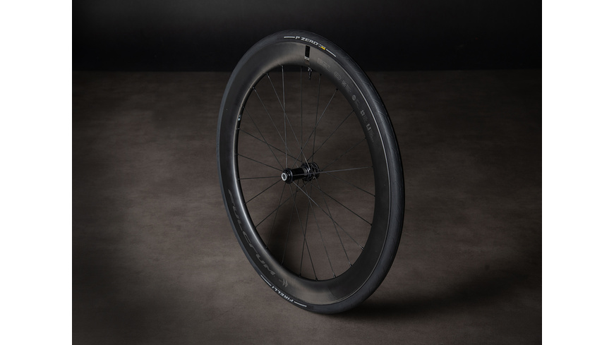 Pirelli P ZERO Race TLR RS Pirelli P ZERO Race TLR RS