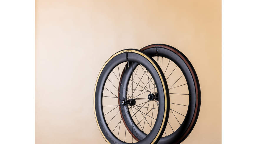 Pirelli P ZERO Race TLR RS