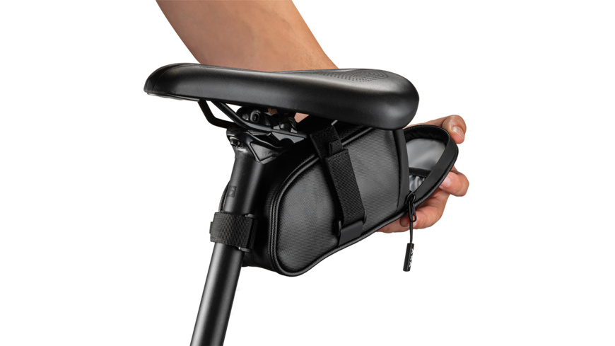 AXA Imsenso XL Rahmenschloss AZ + ULC 130 Plug-In Chain + Satteltasche AXA Imsenso XL Rahmenschloss AZ + ULC 130 Plug-In Chain + Satteltasche