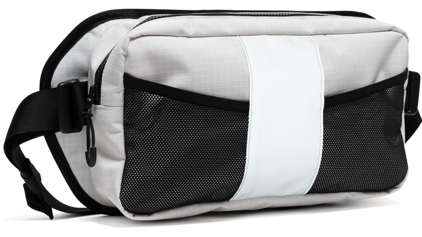 Capsuled Hip Bag