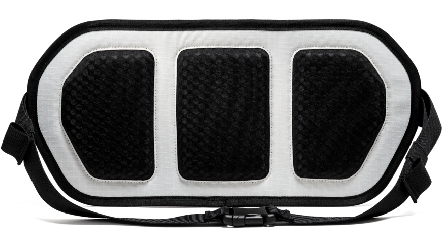 Capsuled Hip Bag
