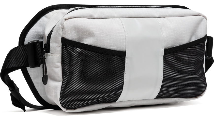 Capsuled Hip Bag