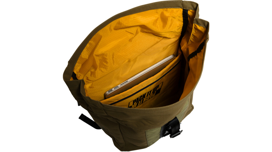 Capsuled Messenger Bag
