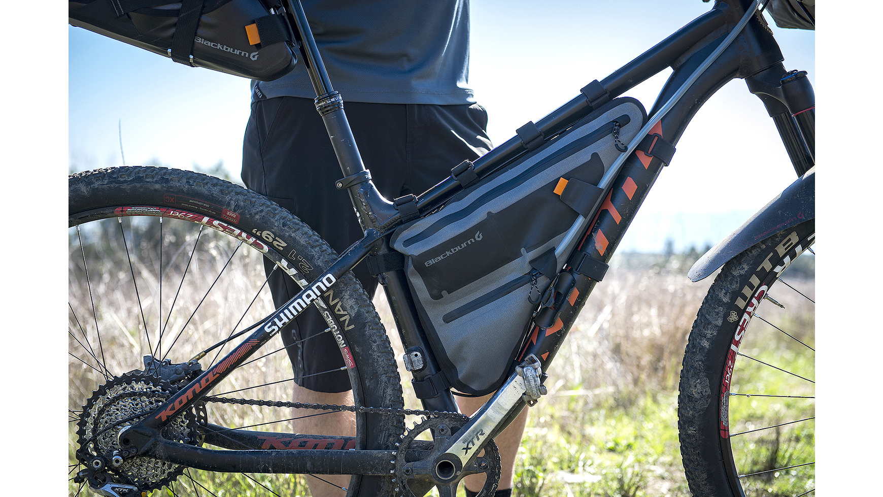 blackburn outpost elite frame bag review